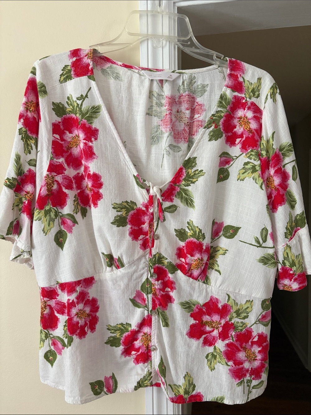 Lauren Conrad Floral Tie-Front V-Neck Women’s Top - White with Pink Floral
